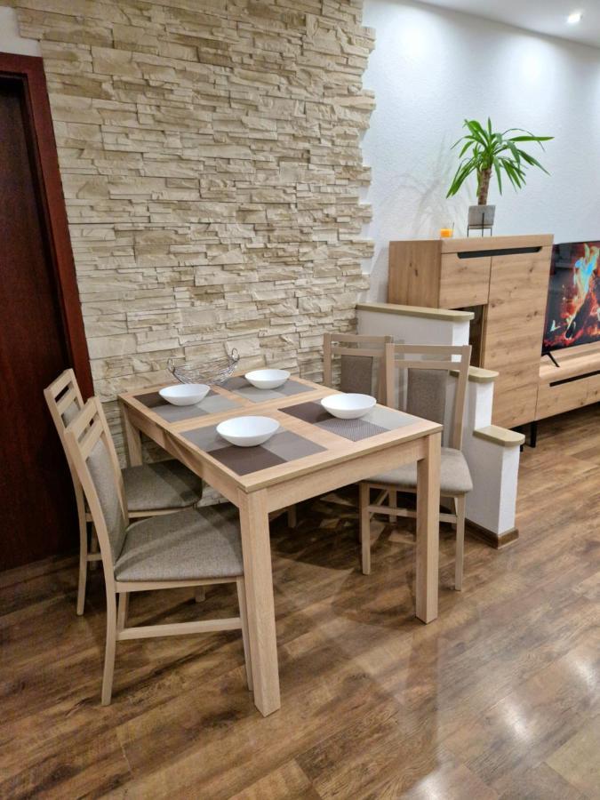 Apartman Siesta 포프라트 외부 사진